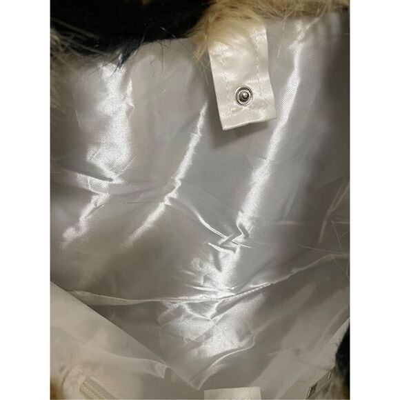 New Urban Outfitters Faux Fur Medium Tote Bag - Picture 9 of 10